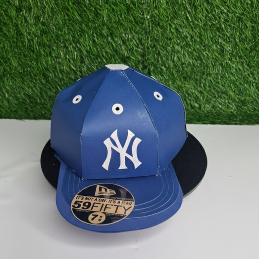 Sports team baseball cap gift box . Father's day gift , mens birthday gift , ny yankees, la dodgers, boston red soxs , chicago cubs , atlanta braves .